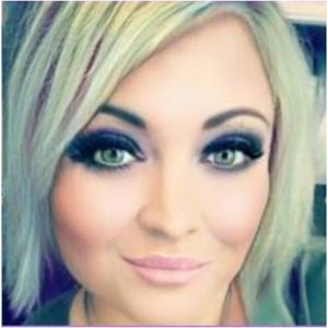 Meet your Posher, Shea